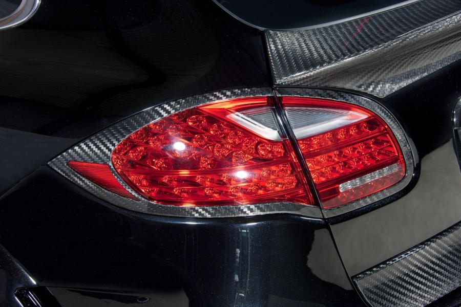  Porsche Cayenne by Mansory 2011 года  (фото 18 из 31)